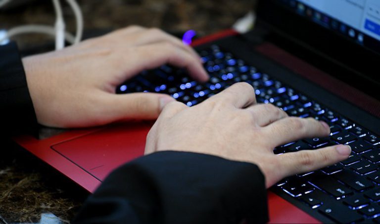 Pemberian Komputer Riba Bukti Kerajaan Sabah Prihatin