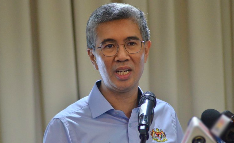 Kerajaan akan kaji lanjutan Program Subsidi Upah, kata Tengku Zafrul