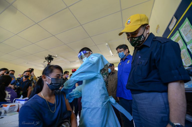 Analisa :- Jumlah Penerima Vaksin Di Sabah Terus Melonjak Di Minggu Pertama Ogos 2021