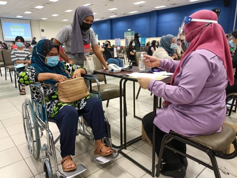 Kaedah ‘Walk-In’ Perlu Dilaksana Di Sabah, Masih Ramai Golongan Tercicir Termasuk Warga Emas