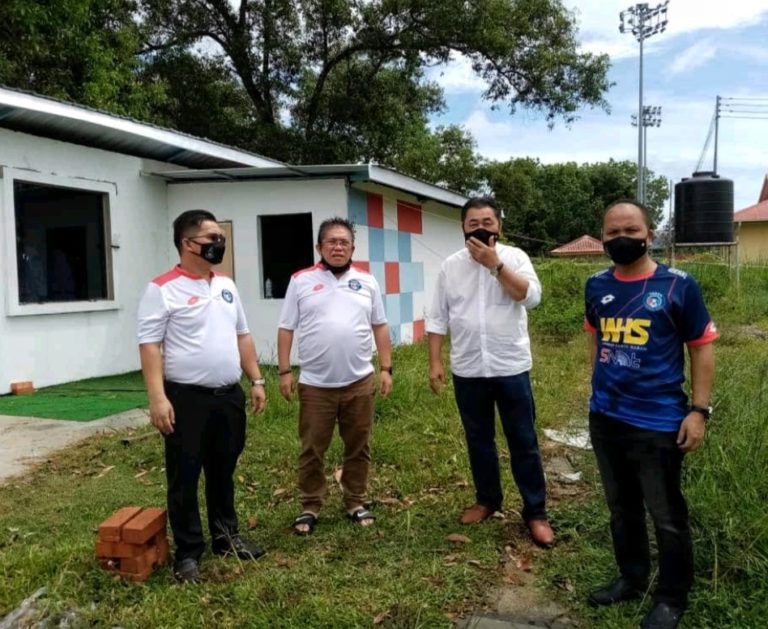 Jelani Tinjau Bangunan Untuk Dijadikan Ruang Pejabat