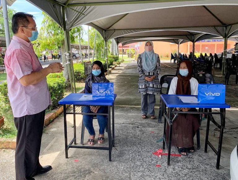SMK Labuan sedia kemudahan peranti dan data internet bantu pelajar kurang mampu ikuti PdPR