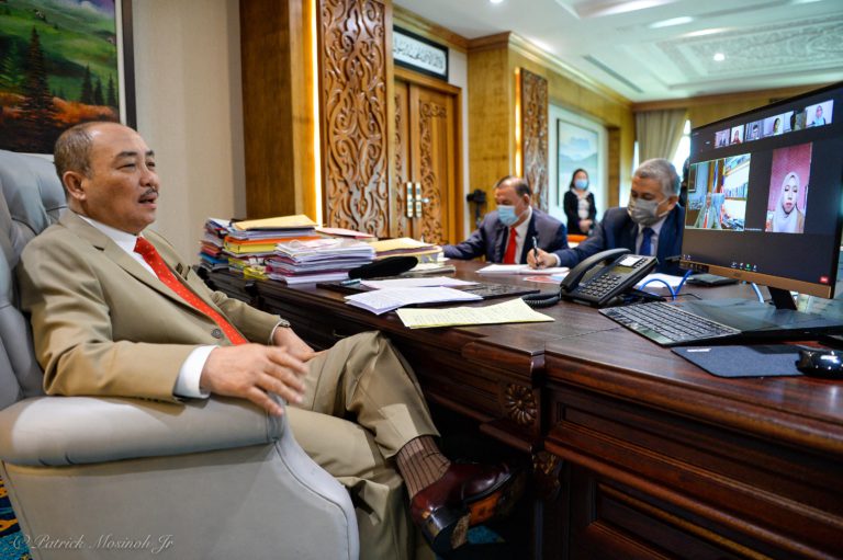 Hajiji Luangkan Masa Berinteraksi Bersama Pelajar Cemerlang STPM 2020