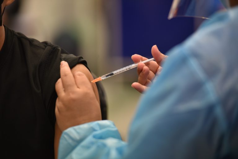 Kerajaan Sabah Beli Vaksin Tampung Kemungkinan Kekurangan Bekalan Vaksin