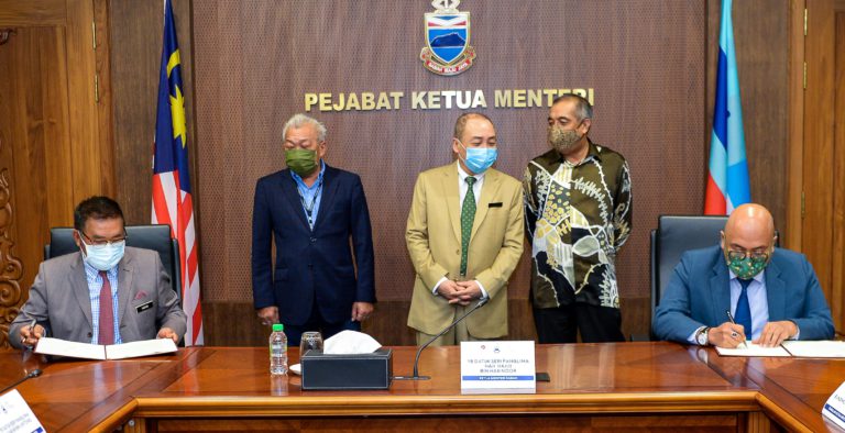 Qhazanah Sabah mendapat hak eksklusif untuk membangun infrastruktur telekomunikasi