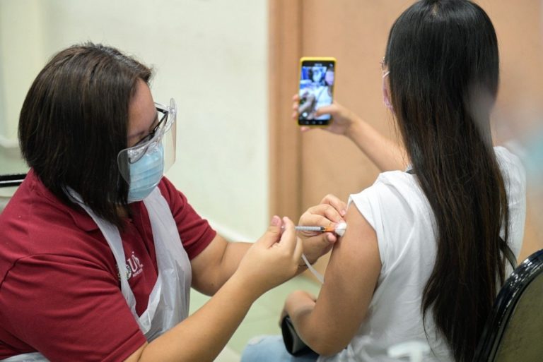 PICK : Sabah Mahu Kekal Momentum Pemberian Vaksin, Pastikan Tiada Gangguan Penghantaran Bekalan