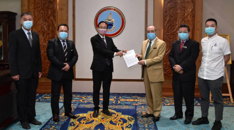 Hajiji terima kunjungan Sabah Dong Lian