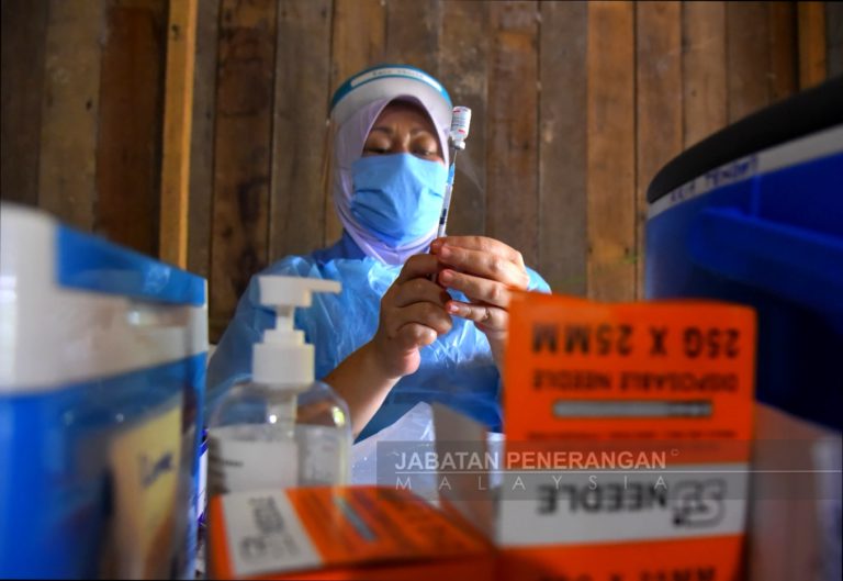 PICK: Sabah Sasar 40 Peratus Populasi Dewasa Lengkap Vaksin COVID-19 Esok