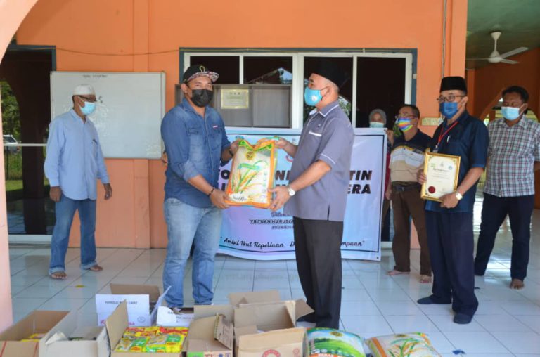 32 Masjid Di DUN Lumadan Dijadikan Lokasi ‘FoodBank’, Mahu Penduduk Cukup Bekalan Makanan – Ruslan
