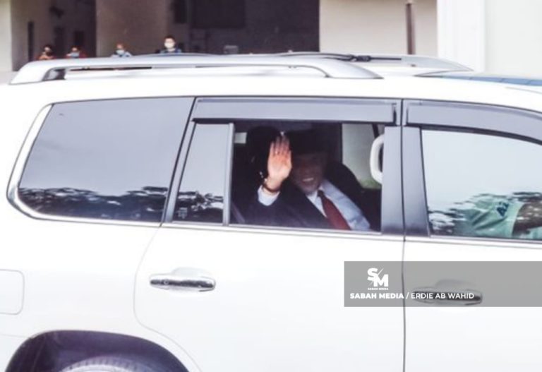 Agong Jumpa Serentak Ketua-Ketua Parti Politik