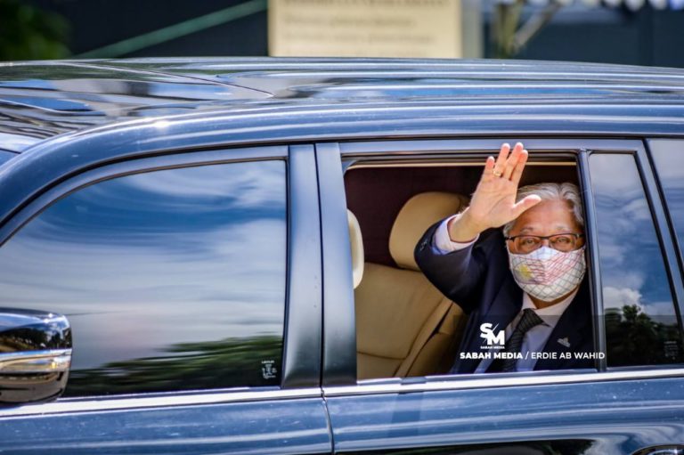 ((VIDEO)) 114 Ahli Parlimen BN,PN & GPS Selesai Menghadap Agong, Perjumpaan Nyata Sokongan Kepada Ismail Sabri