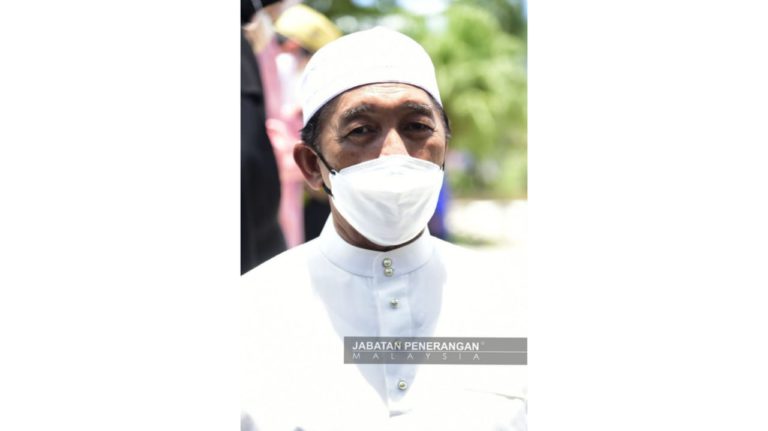 Tun Sakaran Seorang Penyayang Kepada Keluarga & Masyarakat – Nasir