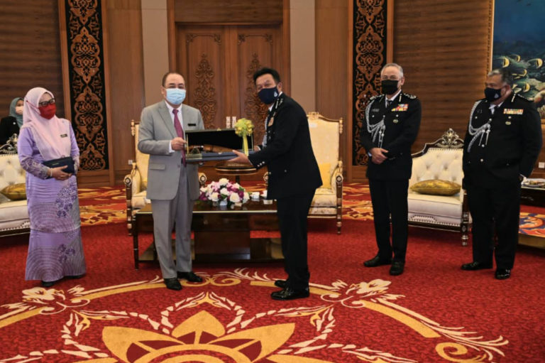 Hajiji Terima Kunjungan IGP & CP Baharu