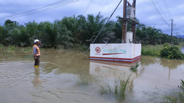 SESB Pantau Bekalan Elektrik Di Kawasan Banjir