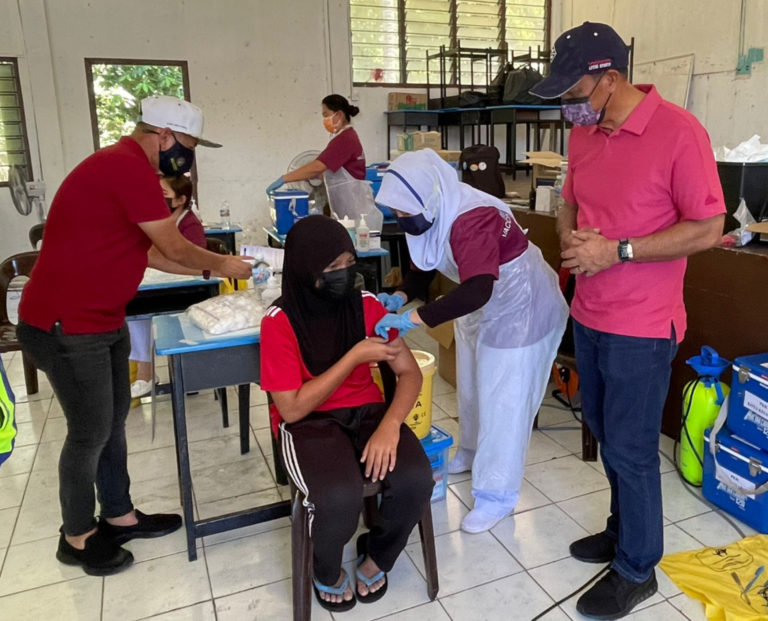 Ibubapa digalak beri sokongan kepada anak terima suntikan vaksin – Yakub