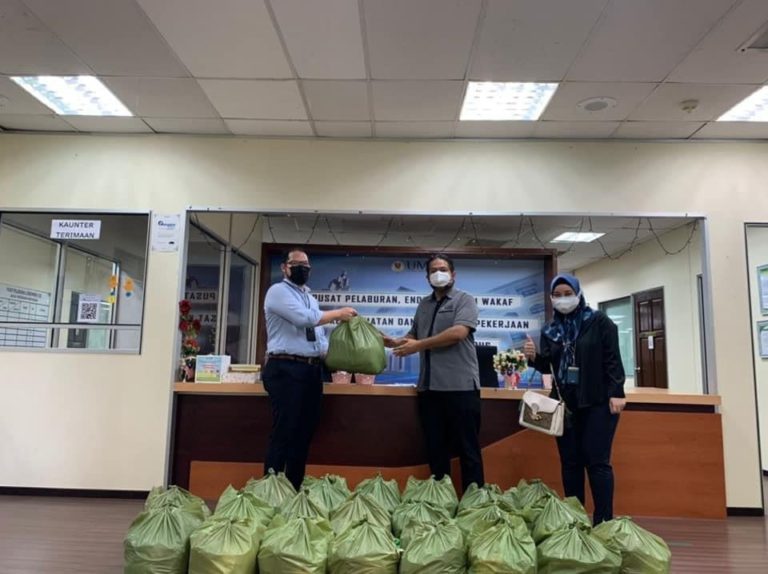 Tabung Amanah CIEW UMS Dapat Sokongan Korporat Bantu Keluarga Miskin Terjejas Ekoran Pandemik COVID-19