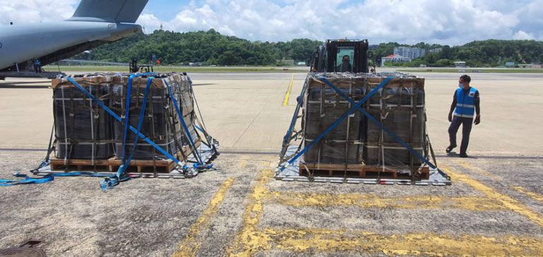 Bekalan Perubatan & Peralatan Tambahan Tiba Di Kota Kinabalu