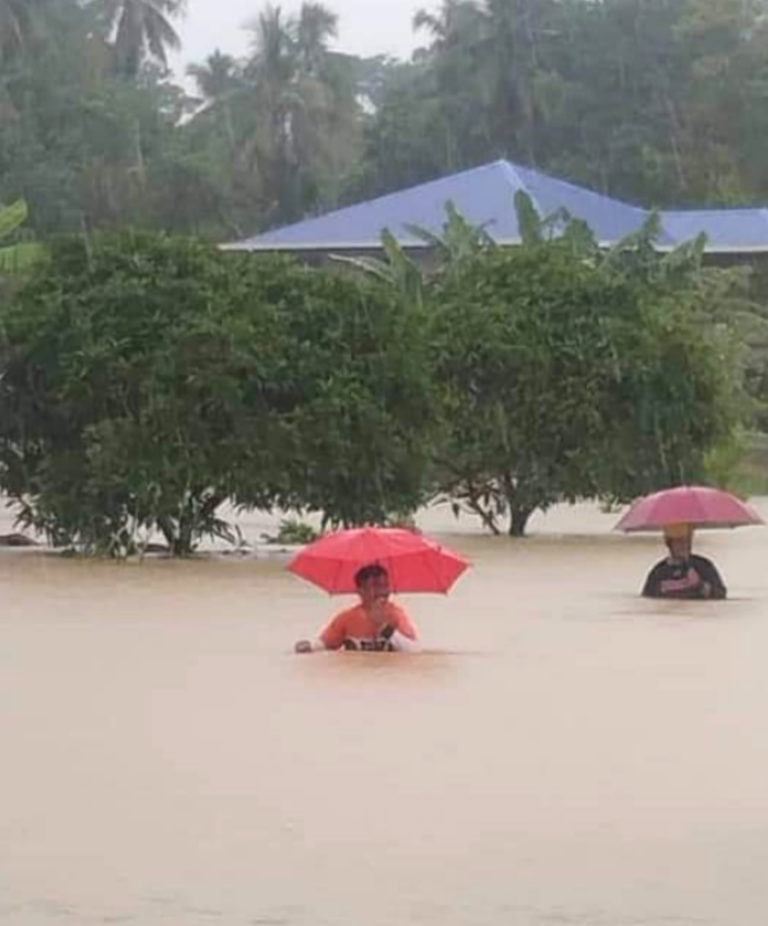 Penduduk Rayu Pihak Berwajib Segera Tangani Banjir Kilat Di Tiga Buah Kampung Di Menumbok