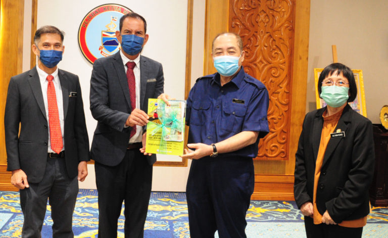 Kumbang Bantu Membersihkan Air Dicemari Salvinia