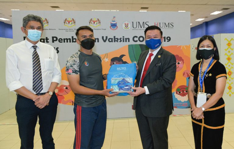 PICK : PPV IPT-UMS Berjaya Laksana Pemberian Suntikan Vaksin Kepada 115,841 Penerima