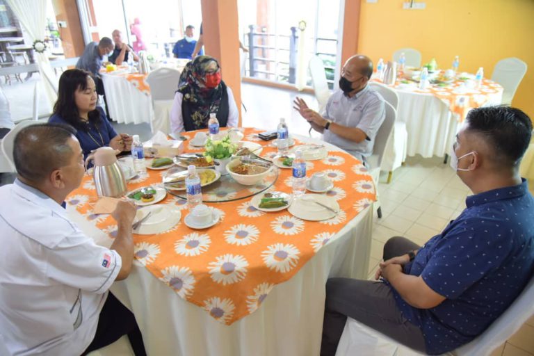 Kerjasama PPD, Pemimpin Perkasakan Penyampaian Maklumat