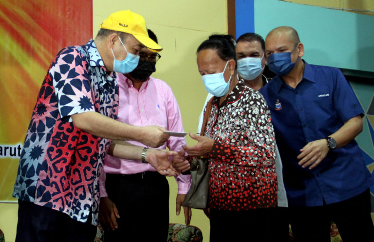 RM300,000 Diperuntukkan Untuk Menurap Kawasan Dewan Dan Gereja St Augustine, Kinarut