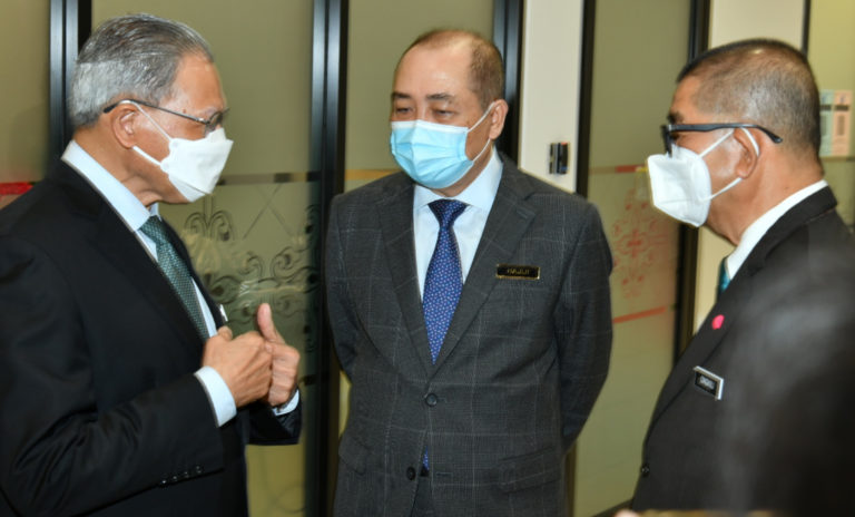 Hajiji Menghadiri  Mesyuarat Menteri Besar & Ketua Menteri ke-137