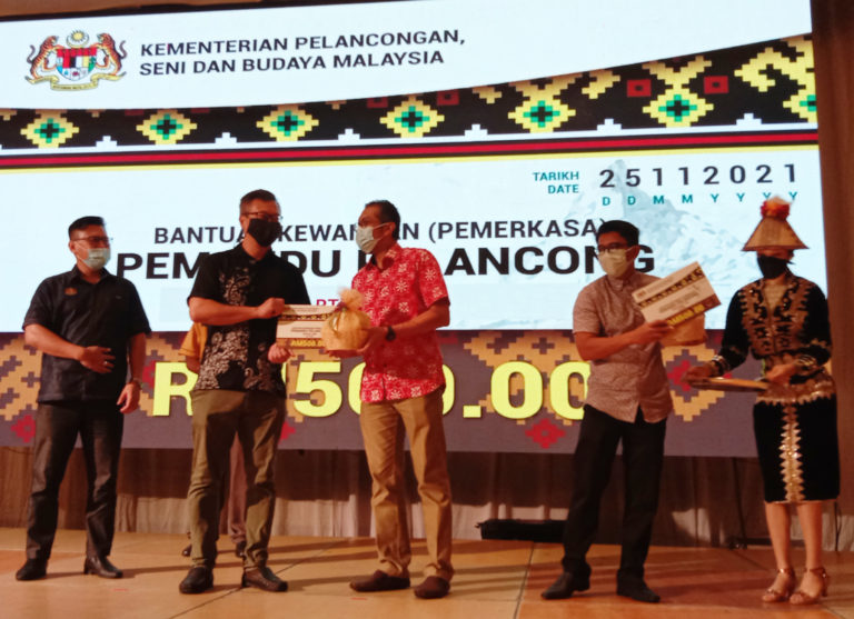 RM61 Juta Bantuan Kewangan Diperuntukkan Untuk Penggiat Industri Pelancongan Di Sabah