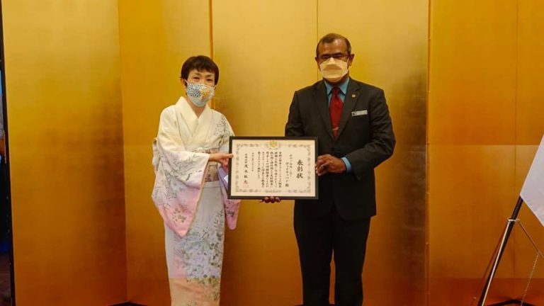 Kerajaan Jepun Kurnia Anugerah Kepujian Menteri Luar Kepada Penyelidik UMS