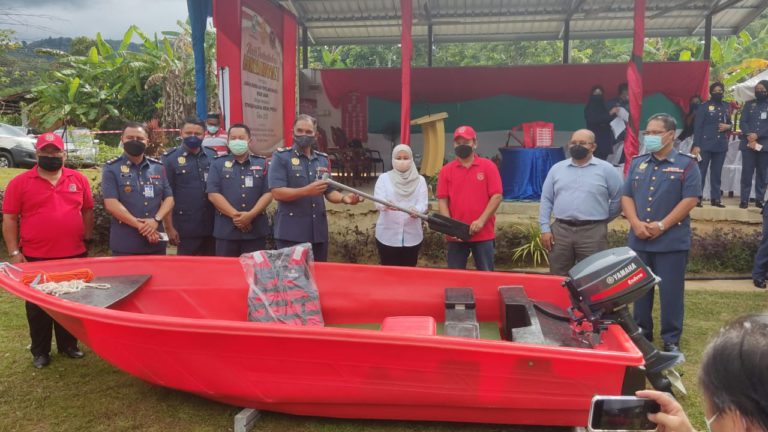 Sembilan Pasukan Bomba Komuniti Ditubuhkan