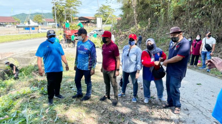 Amalan Bergotong-Royong Dikalangan Masyarakat Kampung Perlu Dihidupkan Semula – Yakub