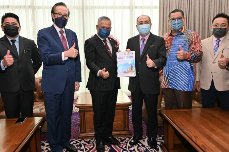 Hajiji Bentang Bajet Sabah 2022 Esok