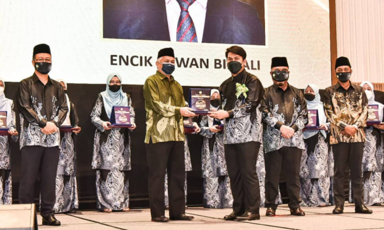 Enakmen Induk Perkasakan Peranan MUIS – Arifin