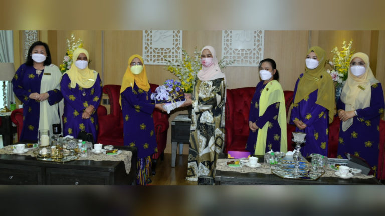 250 Orang Sertai Purple Ride with Toh Puan Sabtu Ini