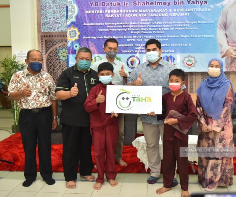 110 Kanak-Kanak Sertai Berkhatan