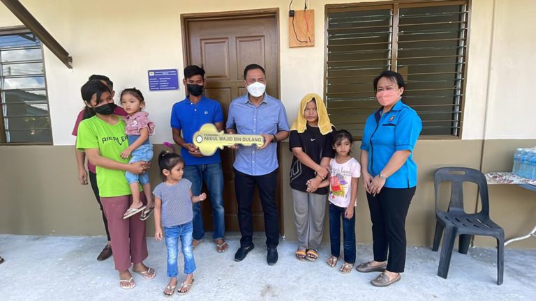 Kerajaan Prihatin Bantu Golongan Asnaf Dapat Rumah Sendiri