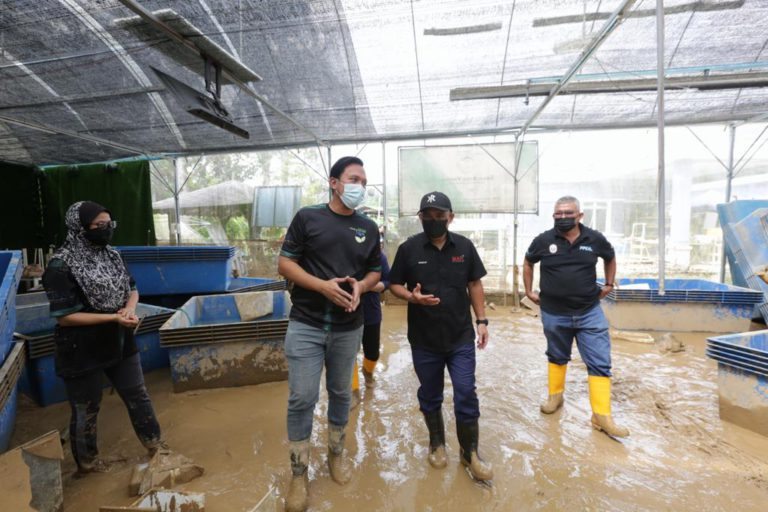 Ahli PPK Terkesan Banjir Terima Bantuan MAFI Prihatin