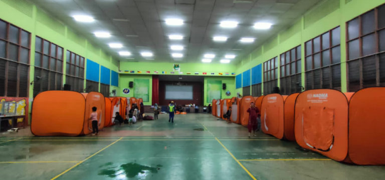 Pusat pemindahan sementara Kota Marudu.