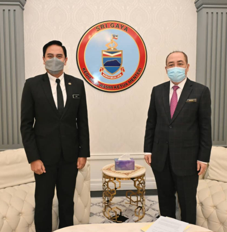 Hajiji Terima Kunjungan Perpisahan Pengarah MITI Sabah