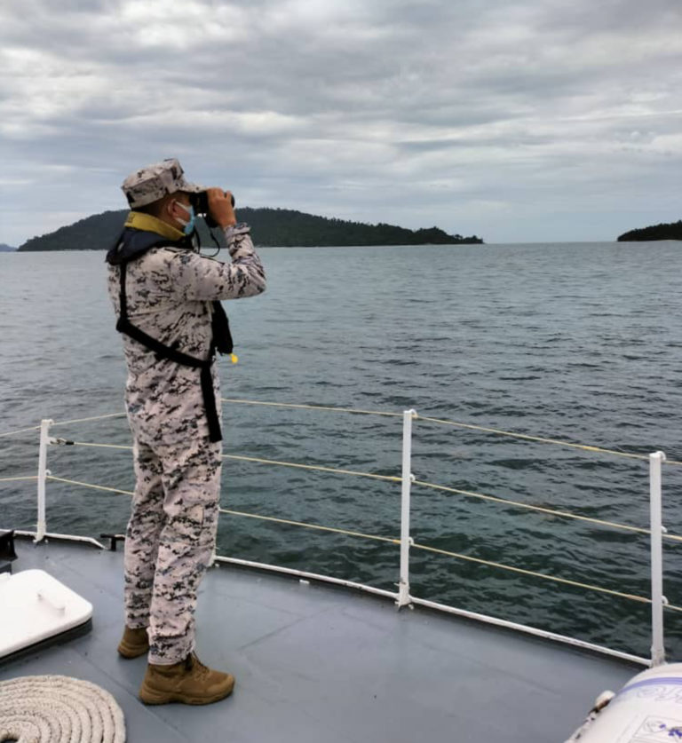 Seorang Lelaki Dikhuatiri Jatuh Laut SemasaMemancing