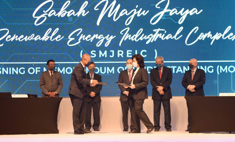 Hajiji Lancar RM1 bilion SMJREIC Di Teluk Sepanggar