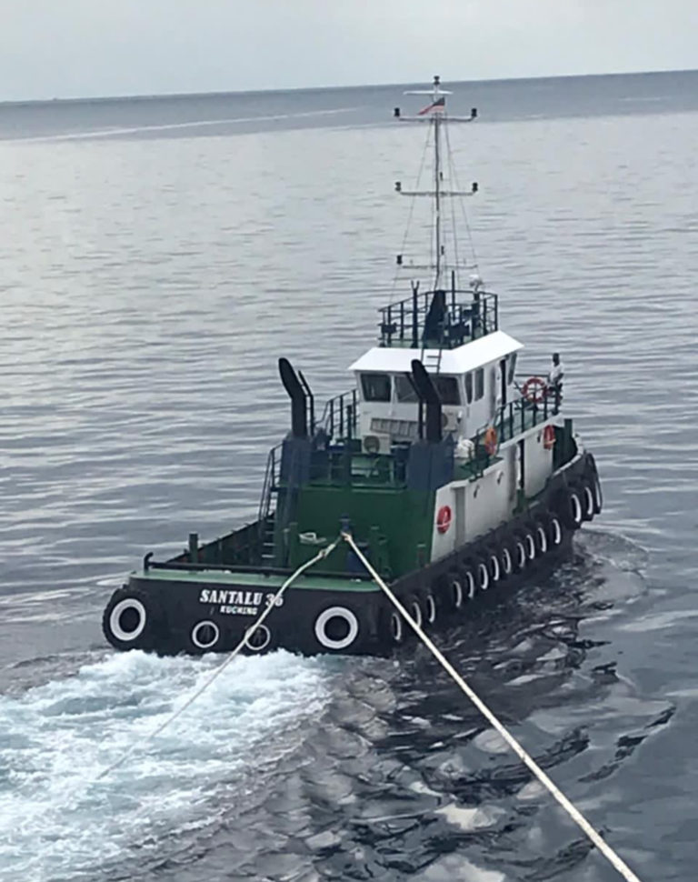 APMM Bantu Selamatkan Kru dan Kapal Kontena Hanyut Di Perairan Pulau Pom Pom