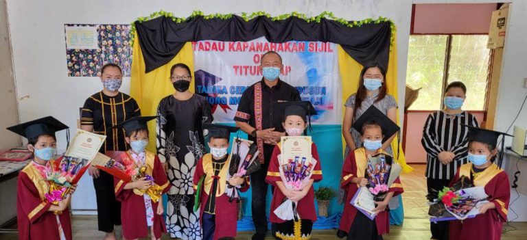 Tadika Ceria Kadazandusun Kg Tiong Monggis Pelestari Bahasa Dusun Di Dunia