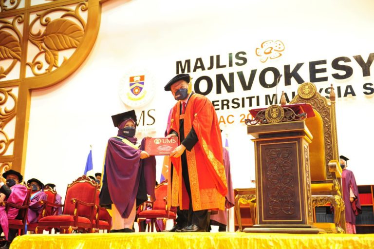 Bertubuh kerdil bukan halangan cipta kejayaan