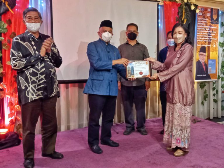 Kepelbagaian Budaya, Tokoh Sastera Di Sabah Mampu Tarik Perhatian Dunia