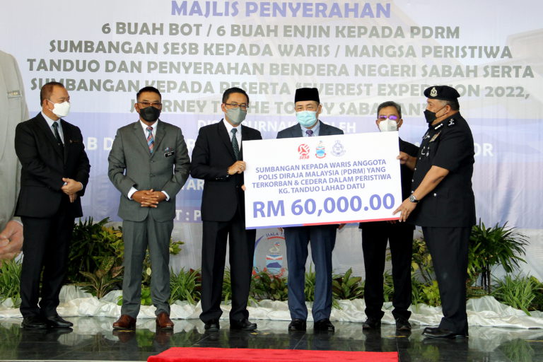 SESB serah sumbangan kepada waris anggota terkorban,cedera dalam peristiwa Tandou