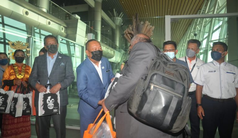 Kerajaan Sabah sedia jalin kerjasama dengan syarikat penerbangan, bantu lonjak industri pelancongan