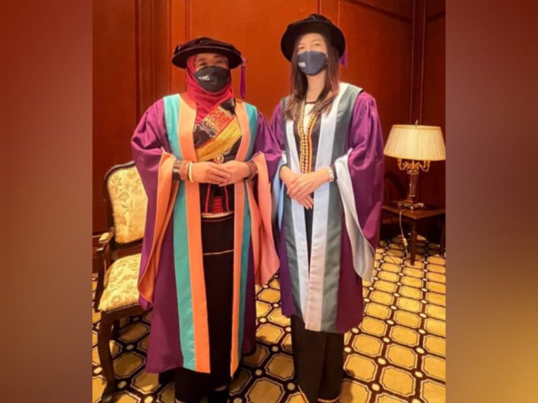 Pensyarah peraga busana etnik tonjol keunikan budaya Sabah