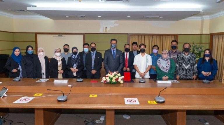 UMS, Sukaseni tandatangani LoI tingkat kerjasama bidang seni dan keusahawanan