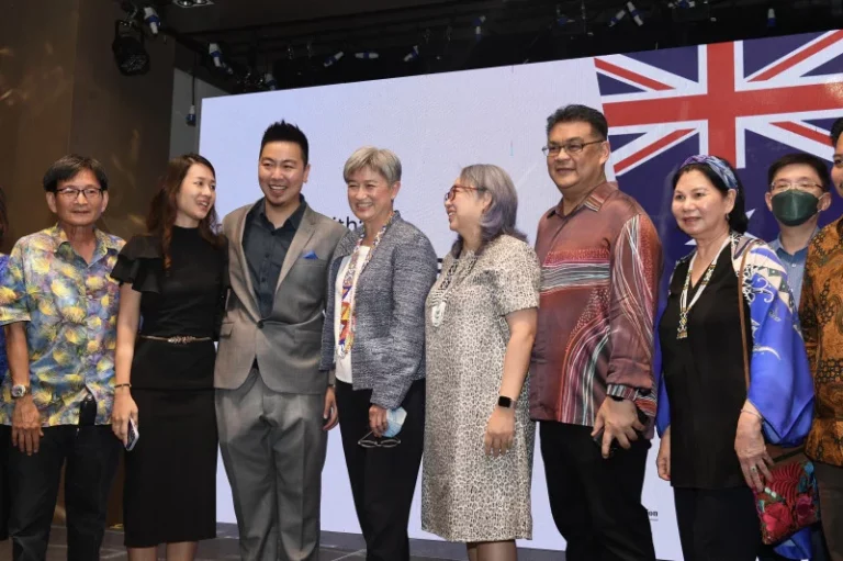 Balik kampung ke Kota Kinabalu penzahiran satu harapan, penghormatan dan kasih sayang – Penny Wong 